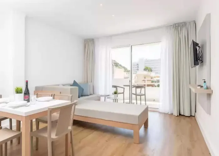 Apartment In Canyamel With Balcony